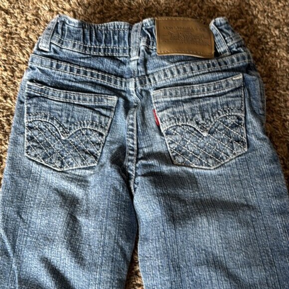 Levis Size 5 Light Wash Bootcut Girls Jeans - Picture 7 of 9